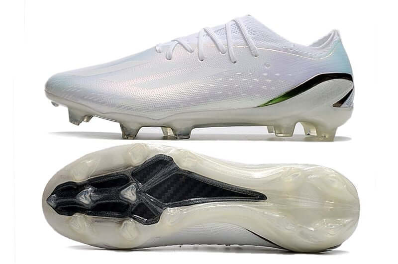 Velocidade é com Adidas X Speedportal.1 FG Branca "Whiteout" na Farda de Boleiro, Garanta a qualidade de Jogadores Profissionais Elite e Frete GRÁTIS!