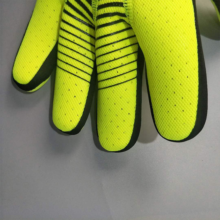 Garanta a Melhor e Profissional Luva de Goleiro Nike Mercurial Touch Elite com FRETE GRÁTIS, Parcele até em 12x ou 5% de Desconto no PIX!