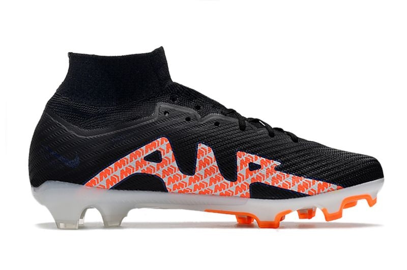 Velocidade é com Nike Air Zoom Mercurial Superfly 9 Elite FG Preta e Laranja na Farda de Boleiro, Garanta a qualidade de Jogadores Profissionais Elite!