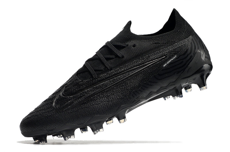 Precisão é com a Chuteira de Campo Nike Phantom GX Elite FG Preta na Farda de Boleiro, Garanta a qualidade de Jogadores Profissionais