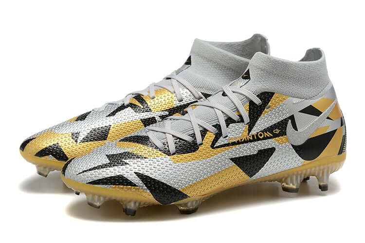 Controle é com Nike Phantom GT2 DF Elite FG Cinza e Dourado na Farda de Boleiro, Garanta a qualidade de Jogadores Profissionais Elite e FRETE GRÁTIS!