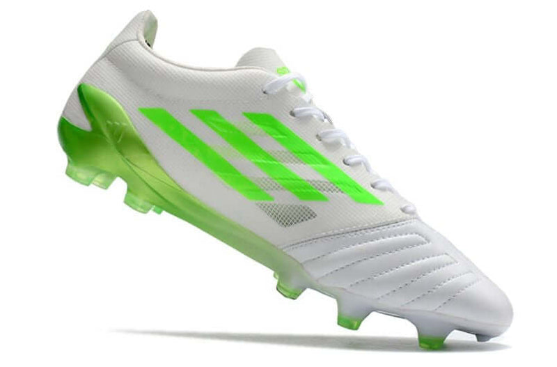 Velocidade é com Adidas X Speedportal 99 Leather.1 FG Branca e Verde na Farda de Boleiro, Garanta a qualidade de Jogadores Profissionais Elite e se divirta!