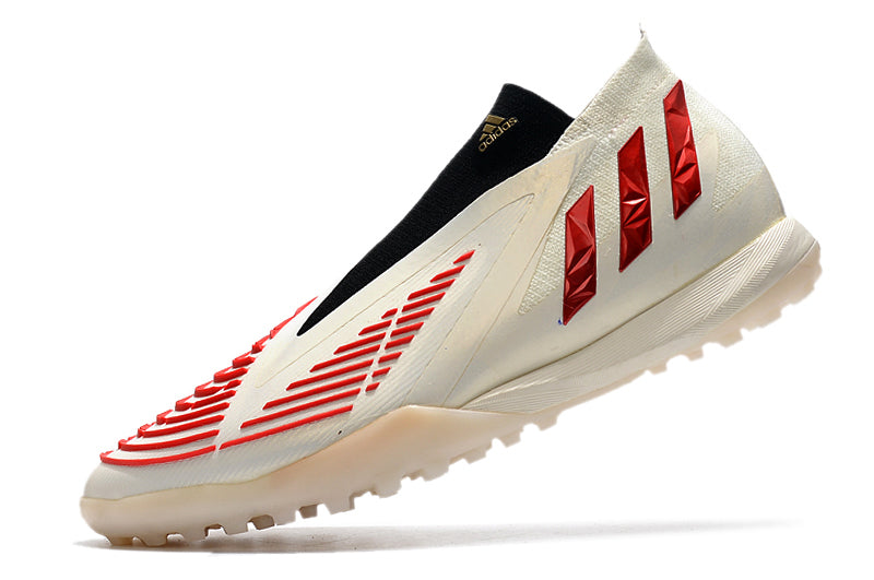 Chuteira Adidas Predator Edge+ de Society a Chuteira que garante CONFORTO e CONTROLE para o Atleta, adquira na Farda de Boleiro, Garanta a qualidade de Jogadores Profissionais!