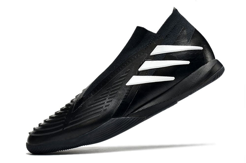 Chuteira Adidas Predator Edge+ de Futsal a Chuteira que garante CONFORTO e CONTROLE para o Atleta, adquira na Farda de Boleiro, Garanta a qualidade de Jogadores Profissionais!