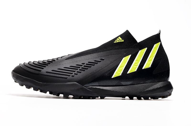 Chuteira Adidas Predator Edge+ de Society a Chuteira que garante CONFORTO e CONTROLE para o Atleta, adquira na Farda de Boleiro, Garanta a qualidade de Jogadores Profissionais!