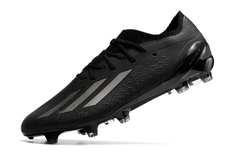 Velocidade é com Adidas X Speedportal.1 FG Preta "Nightstrike Pack" na Farda de Boleiro Garanta a qualidade de Jogadores Profissionais e Frete GRÁTIS!