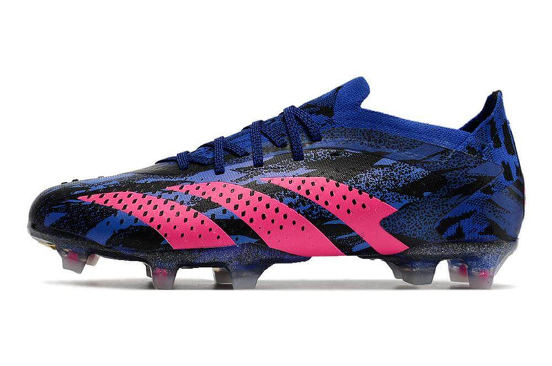 A nova Chuteira da Adidas de Campo Predator Accuracy.1 Low FG Azul e Rosa "Pogba" na Farda de Boleiro, Garanta a qualidade de Jogadores Profissionais Elite