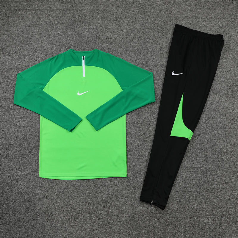 Conjunto Casual de Frio Nike Academy Pro Verde e Preto - Farda de Boleiro