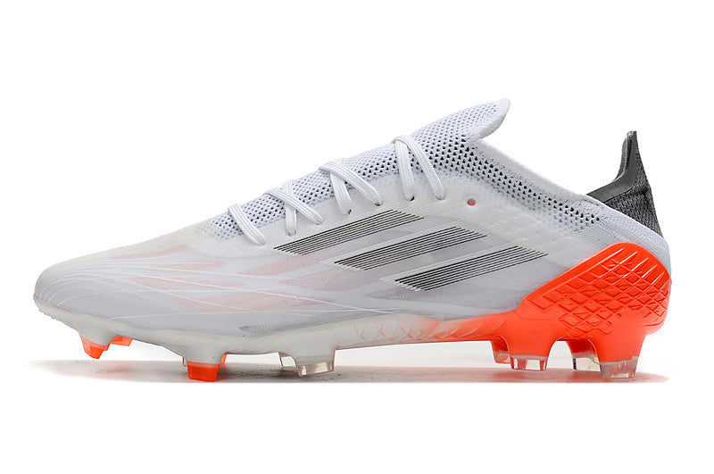 Velocidade é com Adidas X Speedflow.1 FG Branca e Laranja "White Spark Pack" na Farda de Boleiro, Garanta a qualidade de Jogadores Profissionais Elite