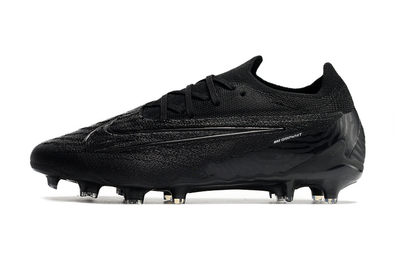 Precisão é com a Chuteira de Campo Nike Phantom GX Elite FG Preta na Farda de Boleiro, Garanta a qualidade de Jogadores Profissionais